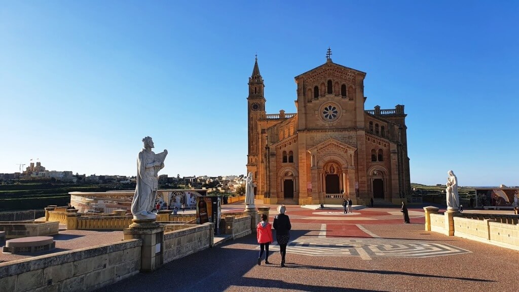 Мальта Статуя Святой Богородицы Та Пину